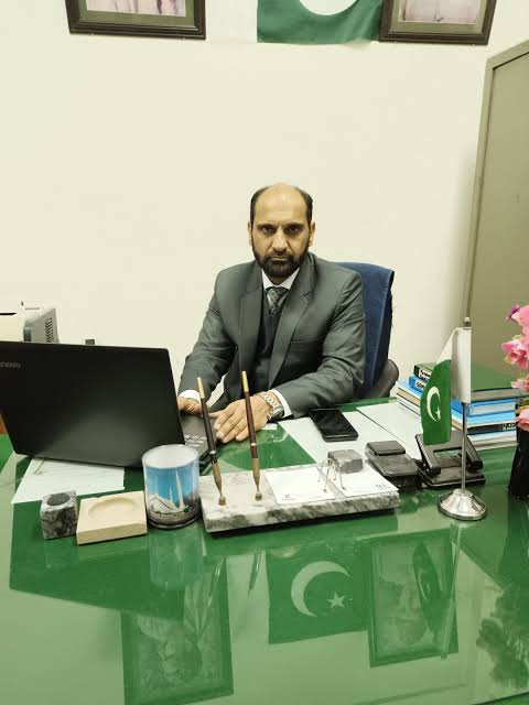 Tahir Mahmood